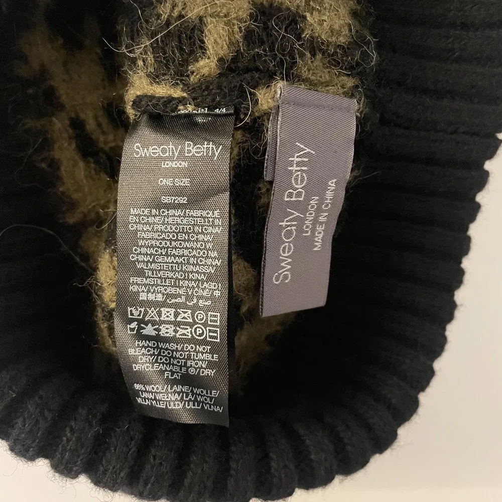 Sweaty Betty Alpaca Blend Leopard Animal Print Beanie Green‎ Black Chunky Knit